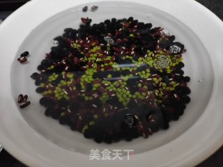 三伏天之三豆汤的做法步骤：3