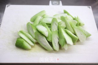 无油丝瓜虾仁汤的做法步骤：4