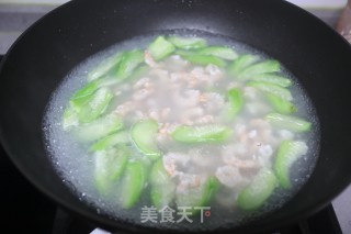 无油丝瓜虾仁汤的做法步骤：6