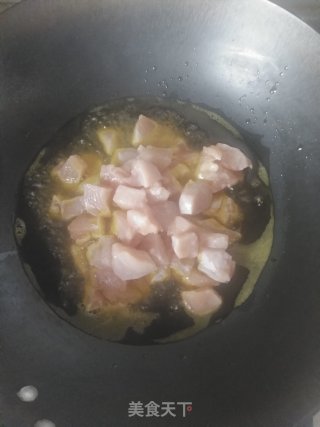 酱爆鸡丁的做法步骤：5