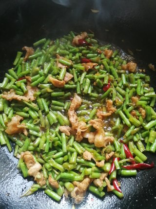 豇豆烧肉的做法步骤：7
