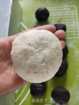 豆沙卷面包的做法步骤：13