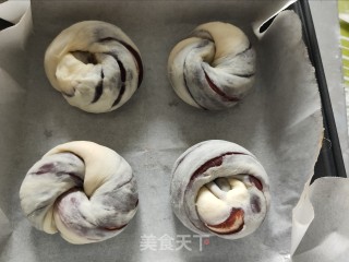 豆沙卷面包的做法步骤：25
