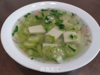 秋葵豆腐汤的做法步骤：7