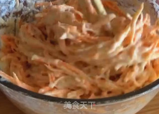 红薯丝饼的做法步骤：2