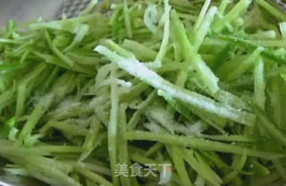 萝卜粉丝煎饼的做法步骤：1