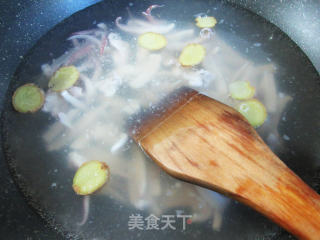 鱿鱼炒粉丝的做法步骤：5