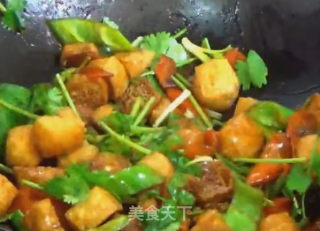 小炒油豆腐的做法步骤：4