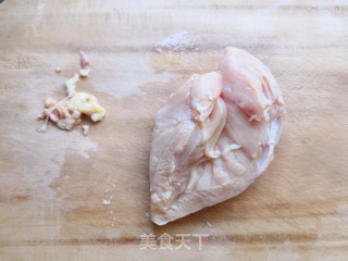 炸鸡柳的做法步骤：1