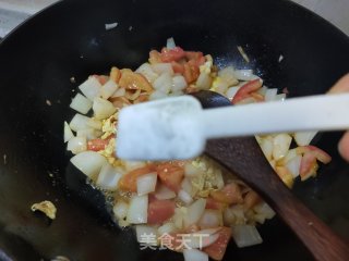 西红柿洋葱炒鸡蛋的做法步骤：6