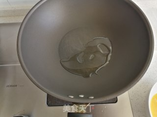毛豆炒鸡蛋的做法步骤：2