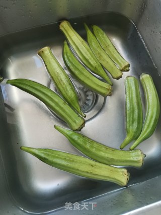 肉糜酿秋葵的做法步骤：1