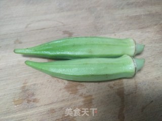 秋葵鸡蛋饼的做法步骤：1