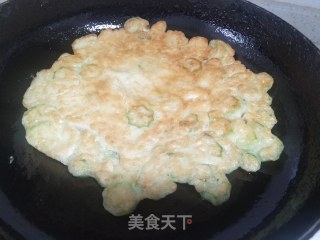 秋葵鸡蛋饼的做法步骤：9