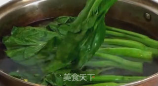 酸辣捞汁菜心的做法步骤：4