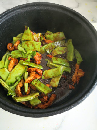 河南人最爱的扁豆肉丝焖面的做法步骤：5
