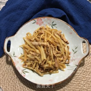 肉丝炒仔姜的做法步骤：7