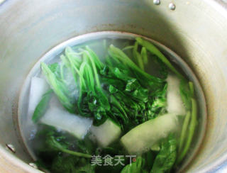 节瓜鸡毛菜龙骨汤的做法步骤：6