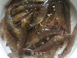 柠檬酸辣虾的做法步骤：1
