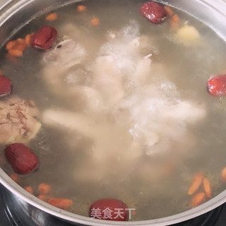 竹荪鸡汤的做法步骤：5