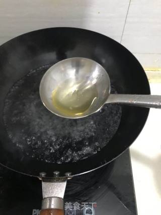 丝瓜炒鸡蛋的做法步骤：2