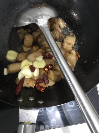 家常红烧肉的做法步骤：6