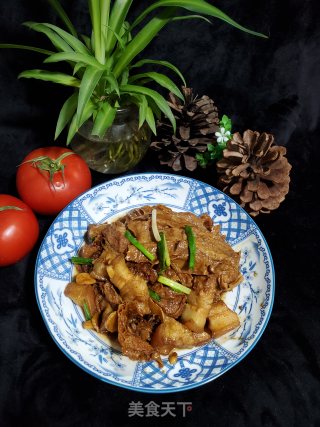 五花肉烧腐竹的做法步骤：9
