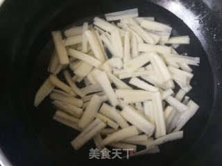 酱炒藕条的做法步骤：6