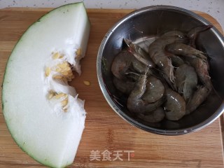 虾仁烧冬瓜的做法步骤：1