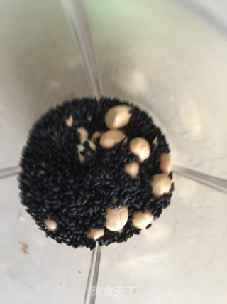 鸡丝凉面的做法步骤：1