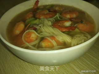 鲜虾丝瓜面的做法步骤：8
