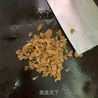 肉酱窝窝头的做法步骤：2