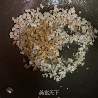 肉酱窝窝头的做法步骤：7
