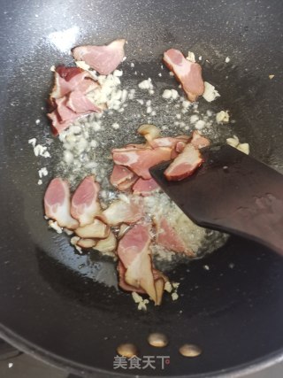 腊味丝瓜煲的做法步骤：4