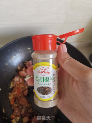 腊味丝瓜煲的做法步骤：11