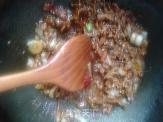 葱爆牛肉的做法步骤：8