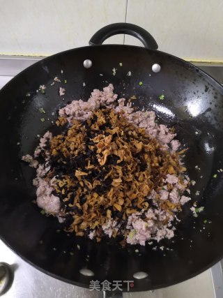 梅菜肉包子的做法步骤：12
