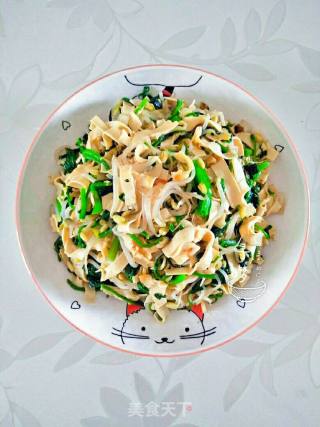 干豆腐豆芽炒菠菜的做法步骤：6
