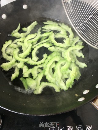 苦瓜拌卤驴肉的做法步骤：6