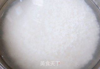 糯米蒸鸡翅的做法步骤：1