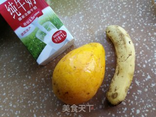 木瓜香蕉奶昔的做法步骤：1