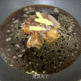 骨头焖木瓜粉丝煲的做法步骤：5