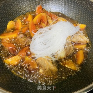 骨头焖木瓜粉丝煲的做法步骤：7