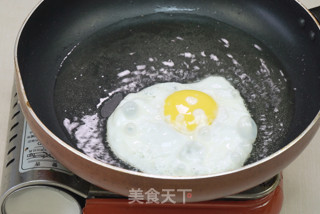 糖醋煎蛋的做法步骤：2