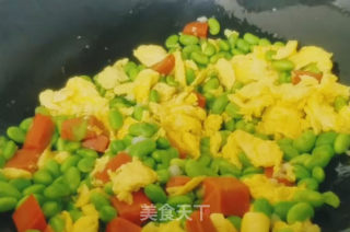 鸡蛋火腿炒豆米的做法步骤：4