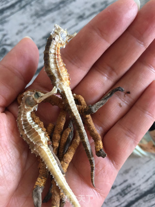 红花虫草酒的做法步骤：5