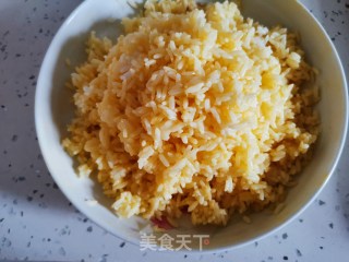 黄金蛋炒饭的做法步骤：4