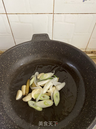 黄瓜炒牛里脊的做法步骤：4
