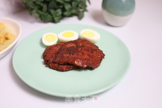 牛排鸡蛋的做法步骤：1