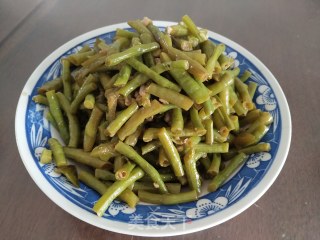 素炒豇豆的做法步骤：3